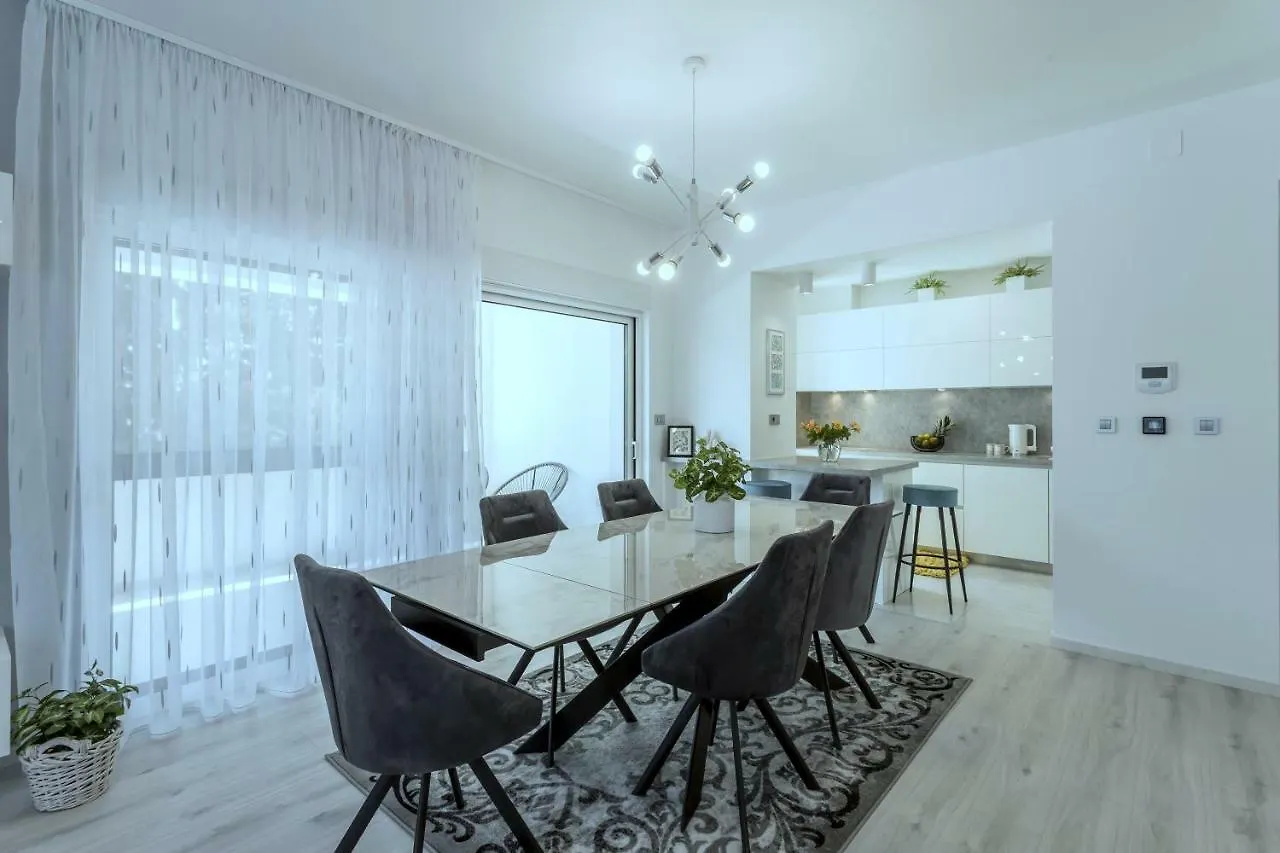 Villa Ema Kastela With Private Heated Pool