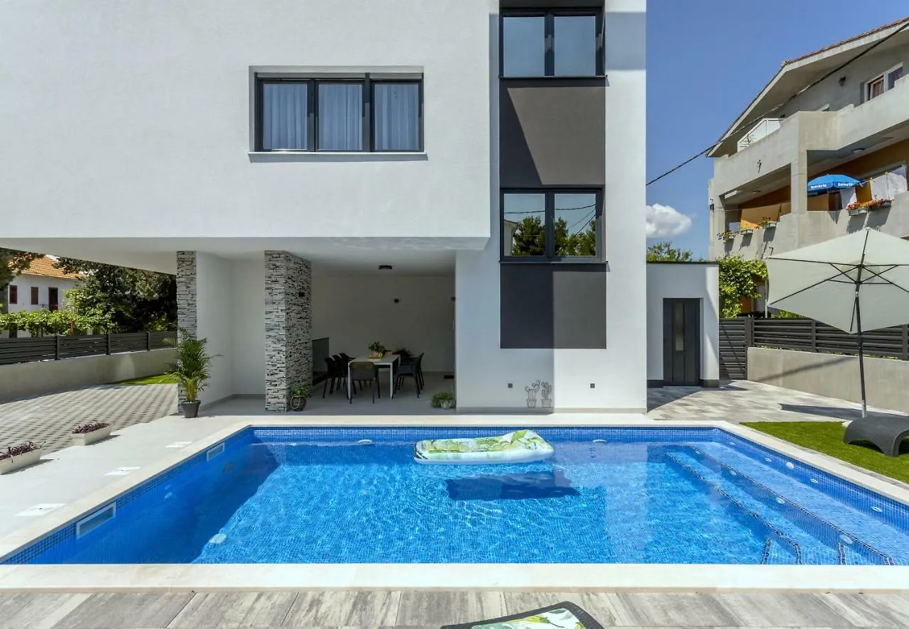 Villa Ema Kastela With Private Heated Pool
