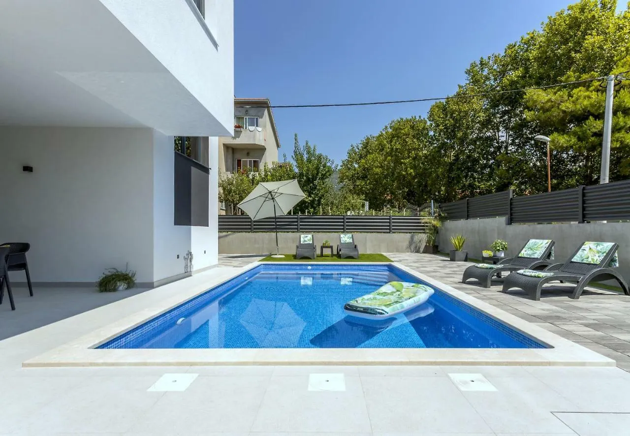 Villa Ema Kastela With Private Heated Pool Croatia